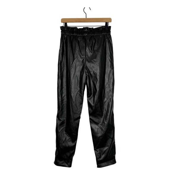 NEW Francesca’s Faux Leather Paperbag Pants Size Small Black Belted Pleated - Picture 2 of 9
